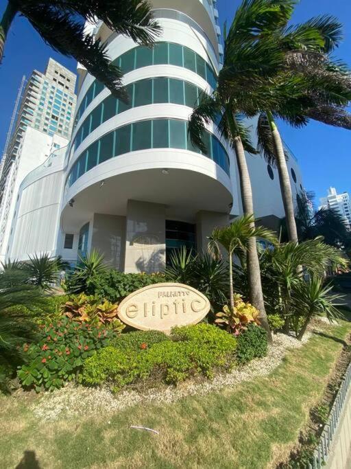 Apartamento Frente Al Mar Con Vista Unica En Cartagena *